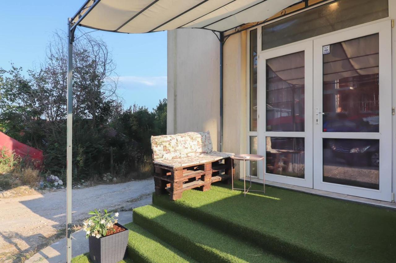 Студио Ариел Varna Exterior photo